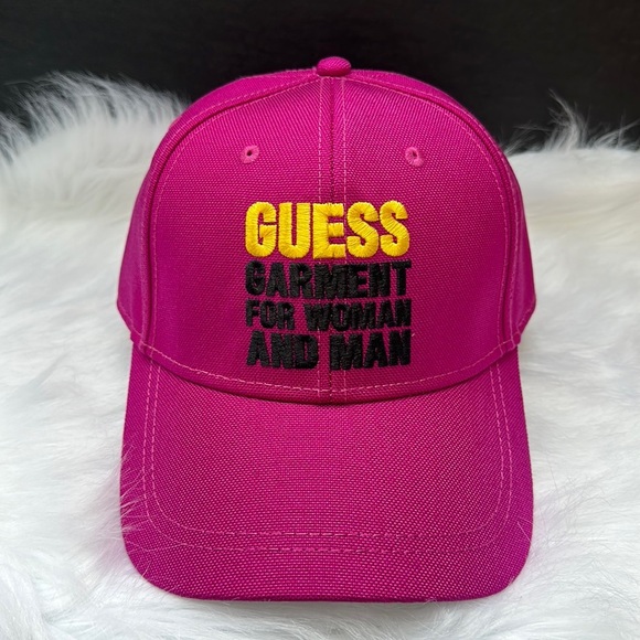 NEW GUESS WOMENS PINK HAT - Picture 1 of 4